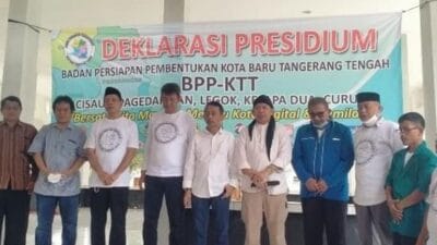 Sekelompok warga mendeklarasikan Badan Persiapan Pembentukan Tangerang Tengah (BPP-KTT) untuk mendorong pembentukan Daerah Otonom Baru (DOB)