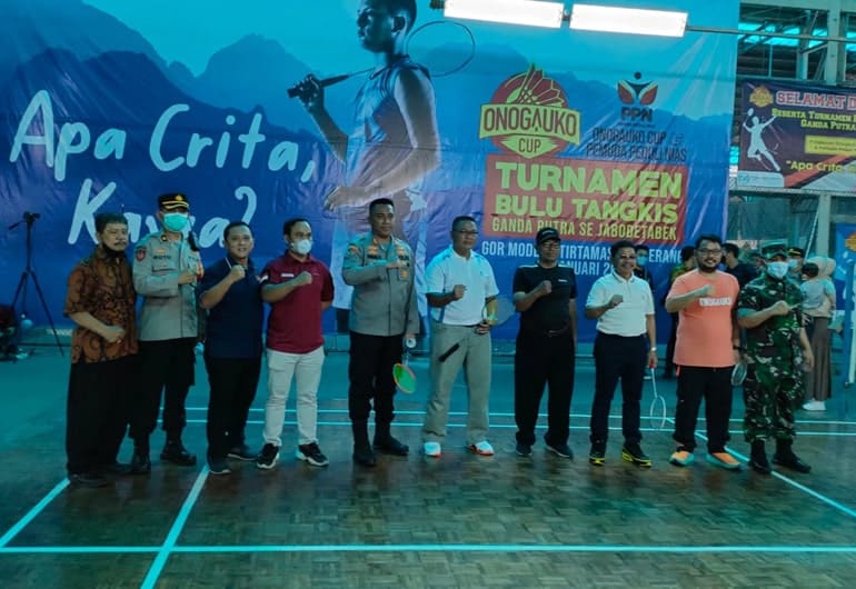 Pemuda Peduli Nias (PPN) menggelar turnamen bulu tangkis ganda putra Onogauko Cup, Minggu 23 Januari 2022.