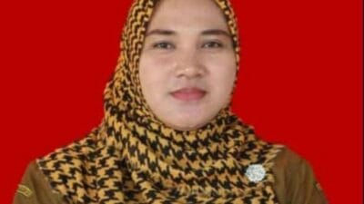 Atikah, seorang guru honorer SDN Ranca Iyuh IV, Kecamatan Panongan, Kabupaten Tangerang dikabarkan meninggal dunia usai mengalami pembengkakan jantung pasca melahirkan. Diduga Atikah meninggal dunia setelah tak bisa berobat karena tak memiliki uang karena honornya tak kunjung cair