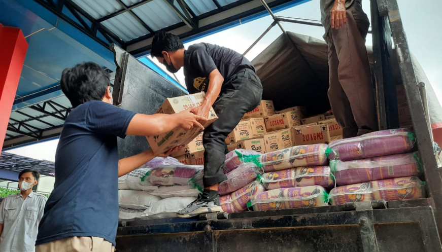 Dinas Perindustrian dan perdagangan Kabupaten Tangerang memastikan tidak ada operasi pasar dalam menyikapi kelangkaan minyak goreng di Kabupaten Tangerang.