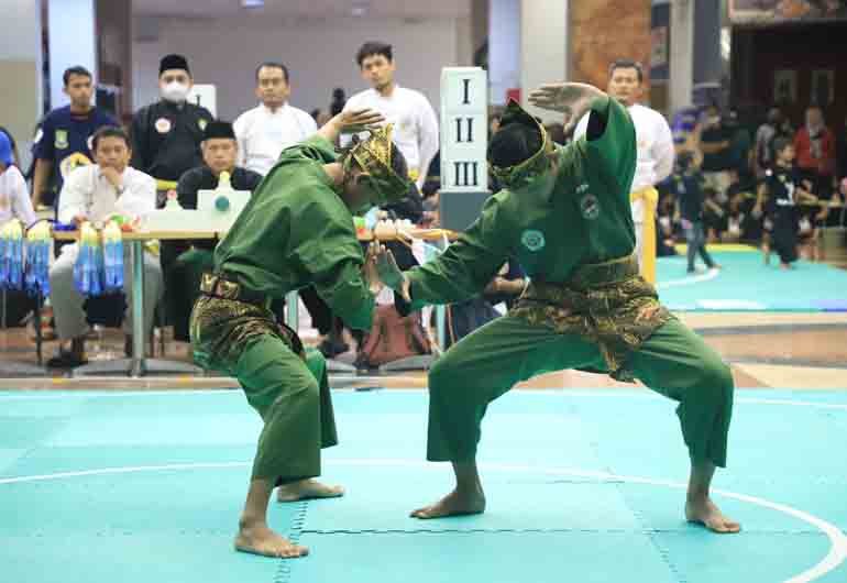 Sebanyak 843 atlet dari 43 Perguruan Pencak Silat berlaga turnamen Silat Benteng Cisadane Champions Open, Sabtu - Minggu 26-27 Maret 2022