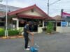 Polres Metro Tangerang Kota memberikan keadilan restoratif atau restorative justice kepada Nanda Setiansyah yang mencuri demi ibunya yang sakit.