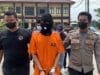Motif SA, 44, pria yang membunuh anak dan istrinya sendiri di Kecamatan Kragilan, Serang pada Jumat, 8 April 2022 terus didalami penyidik