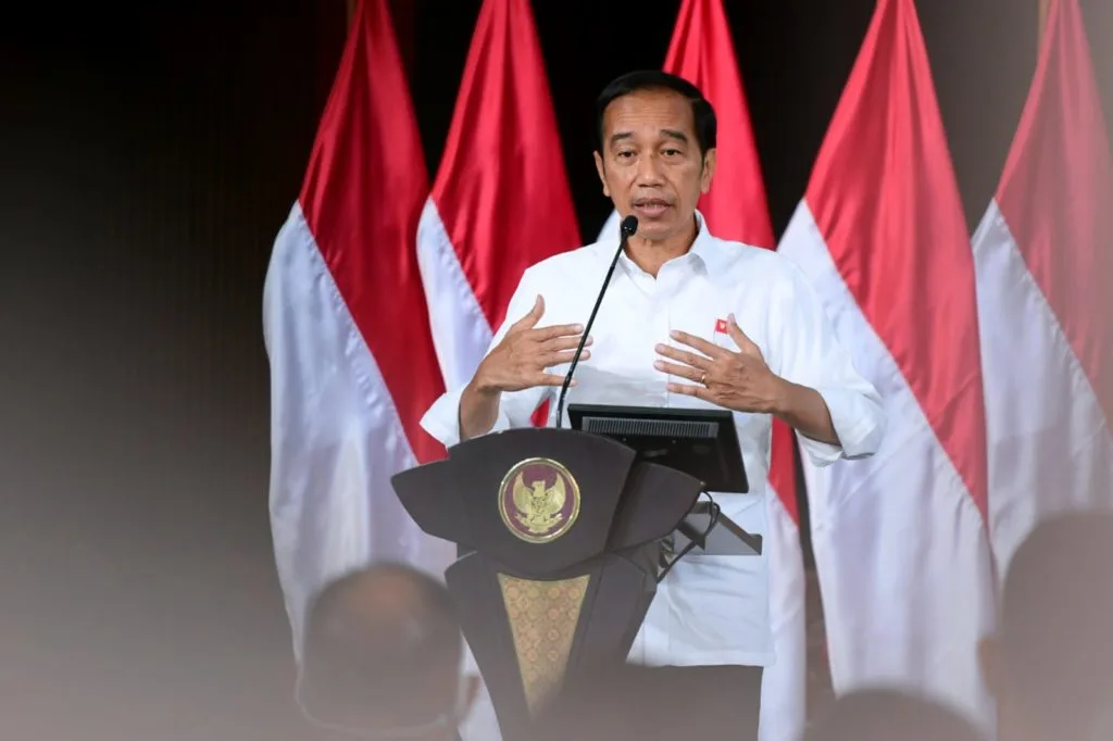 Jokowi Sebut Nyapres Bukan Cuma Modal  Elektabilitas, Tapi Harus Didukung Parpol