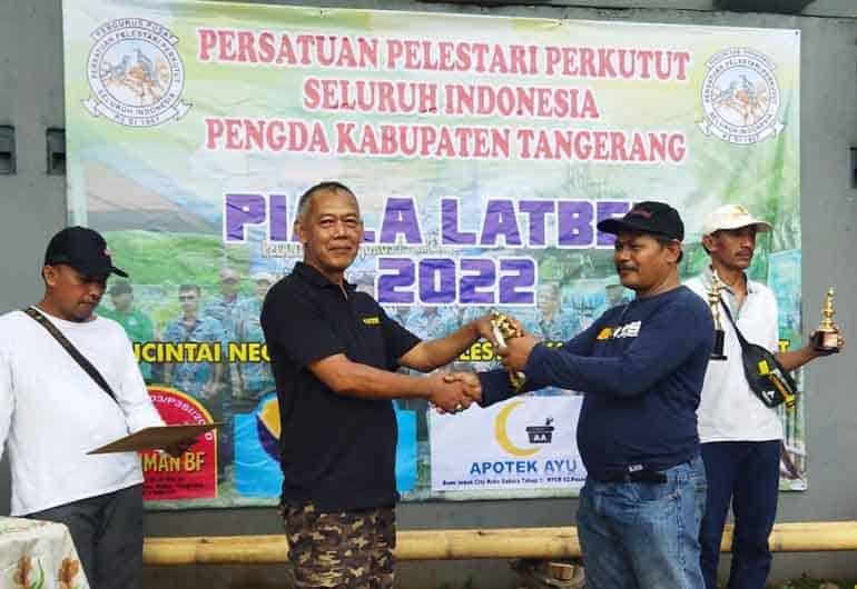 Persatuan Pelestari Perkutut Seluruh Indonesia (P3SI) Pengda Kabupaten Tangerang menggelar lomba dalam rangka HUT Kemerdekaan RI ke-77 di Bird Binong Arena (BBA), Kelurahan Binong, Kecamatan Curug, Kabupaten Tangerang, Minggu 14 Agustus 2022.