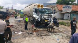Adu Banteng Truk di Kota Serang : 1 Tewas, 3 Luka-luka