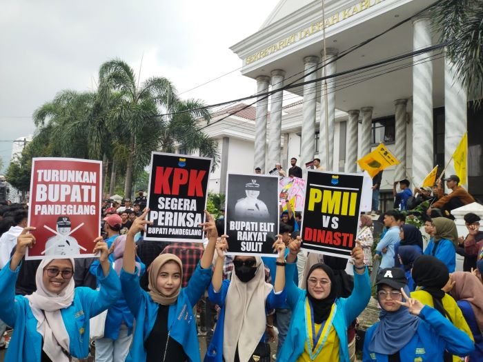 Terkait LHKPN Bupati, PMII Tantang KPK Buktikan Panggil Irna Narulita