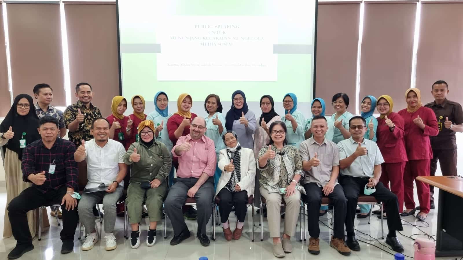 Pelatihan jurnalistik untuk dokter dan paramedis rumah sakit Keluarga Kita di Jalan Raya PLP Curug Kabupaten Tangerang, Selasa 15 Agustus 2023. (Foto : Istimewa)