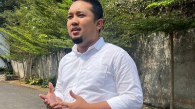 Wakil Menteri (Wamen) BUMN Kartika Wirjoatmodjo mengungkap rencana penggabungan PT Angkasa Pura I (AP I) dan PT Angkasa Pura II (AP II). Selain itu, pihaknya juga mengkaji pemisahan atau spin off Bandara I Gusti Ngurah Rai dan Bandara Soekarno-Hatta.