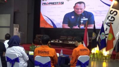 seminar yang digelar Badan Nasional Pencarian dan Pertolongan (Basarnas) dengan membahas peningkatan keselamatan penerbangan