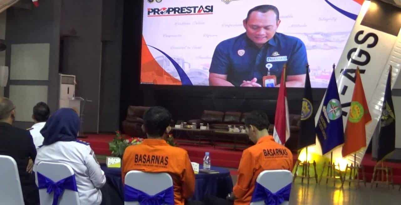 seminar yang digelar Badan Nasional Pencarian dan Pertolongan (Basarnas) dengan membahas peningkatan keselamatan penerbangan