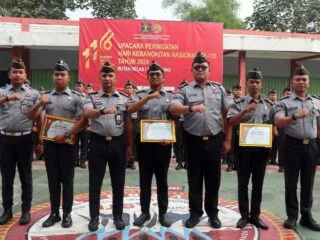 Kepala Rutan Kelas 1 Tangerang Apresiasi Pegawai Berprestasi