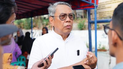 Calon Wali Kota Tangsel, Benyamin Davnie, mengajak masyarakat untuk menjaga kerukunan selama Pilkada 2024 meskipun ada perbedaan pilihan.