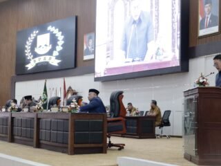 Sidang Paripurna Banten, Abraham Suarakan Aspirasi Masyarakat Tangerang Raya