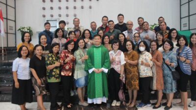 Abraham Garuda Laksono menyoroti ketidakadilan yang dialami guru honorer di Tangerang, di mana jasa besar mereka tidak sebanding dengan kesejahteraan yang diterima. Temukan bagaimana ia siap berjuang untuk meningkatkan kesejahteraan dan mengangkat suara para pendidik honorer