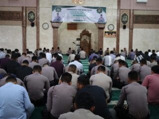 Polda Banten peringati Isra Mi'raj Nabi Muhammad SAW untuk tingkatkan iman dan kinerja personel, wujudkan Polri Presisi.
