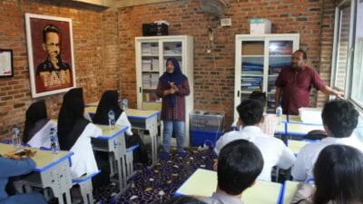 Siswa PKBM Tan Malaka siap menghadapi era digital berkat pelatihan teknologi informasi dan komunikasi dari Universitas Gunadarma