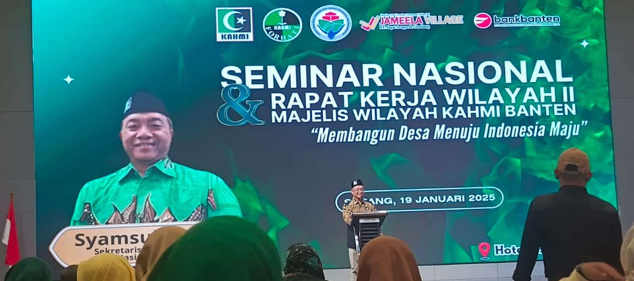 Temukan bagaimana Korp Alumni Himpunan Mahasiswa Islam (KAHMI) berperan dalam menjadikan desa sebagai pusat pembangunan nasional