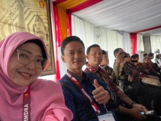 Bupati dan Wakil Bupati Pandeglang hadir di konsolidasi Koalisi Indonesia Maju di Hambalang, membahas kebijakan dan kemajuan daerah.