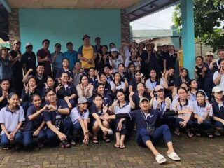 Asah, asih, dan asuh adalah tiga pilar penting dalam pendidikan dan pengasuhan anak untuk membentuk karakter dan keterampilan mereka.