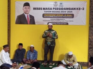 Ketua DPRD Tangerang, Muhamad Amud, adakan reses di Sukatani, serap aspirasi warga terkait pembangunan infrastruktur dan sarana ibadah.