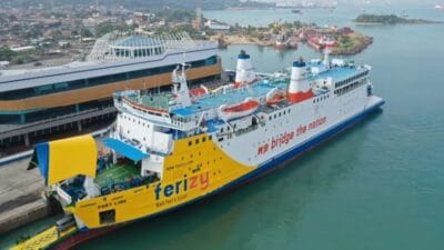 ASDP Indonesia Ferry memperluas digitalisasi tiket di 40+ pelabuhan, memudahkan pemesanan online dan meningkatkan kenyamanan penumpang.