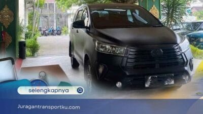 Rencanakan perjalanan nyaman dari Malang ke Bandara Juanda dengan Juragan Transport. Layanan mudah, harga terjangkau, dan aman!
