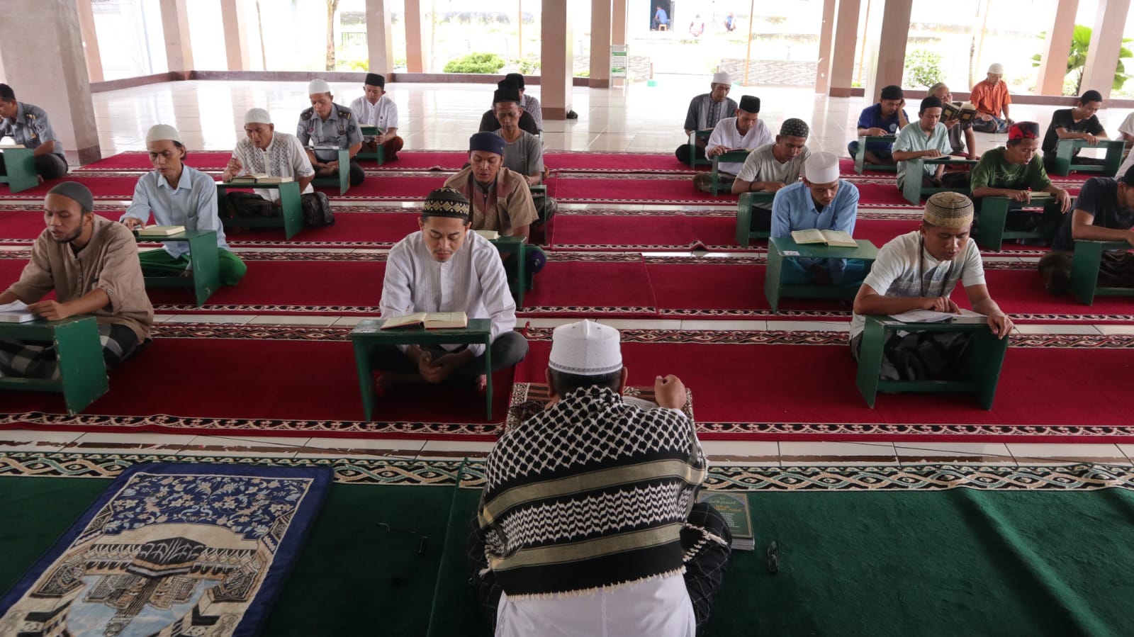Rutan Kelas I Tangerang adakan program One Day One Juz dan kegiatan ibadah lainnya untuk warga binaan selama Ramadhan 2025.