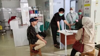 Komisi IV DPRD Pandeglang melakukan sidak di RSUD Berkah untuk memastikan pelayanan optimal bagi masyarakat setelah adanya keluhan.