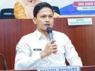 Wabup Pandeglang, Iing Andri Supriadi, klarifikasi isu THR pegawai yang akan dibayar setelah Lebaran, memastikan pencairan tepat waktu