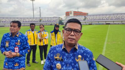 Gubernur Banten kunjungi Stadion Indomilk, markas Persita Tangerang, yang telah memenuhi standar FIFA untuk Liga 1 Indonesia