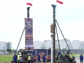PT Agung Sedayu Group mulai bangun Masjid Al Ikhlas di PIK, simbol ibadah dan pendorong ekonomi, ditargetkan selesai akhir 2025.