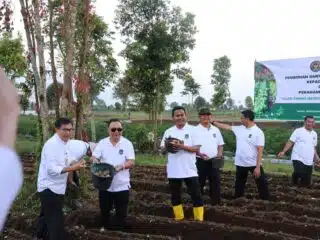 Rapat Evaluasi dan Aksi Sosial: Kanwil Imigrasi Jambi Dukung Program Akselerasi Menteri Imipas