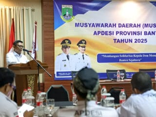 Gubernur Andra Soni Dorong Desa Sejahtera Lewat Pos Pelayanan Terpadu dan Program Sarjana Penggerak