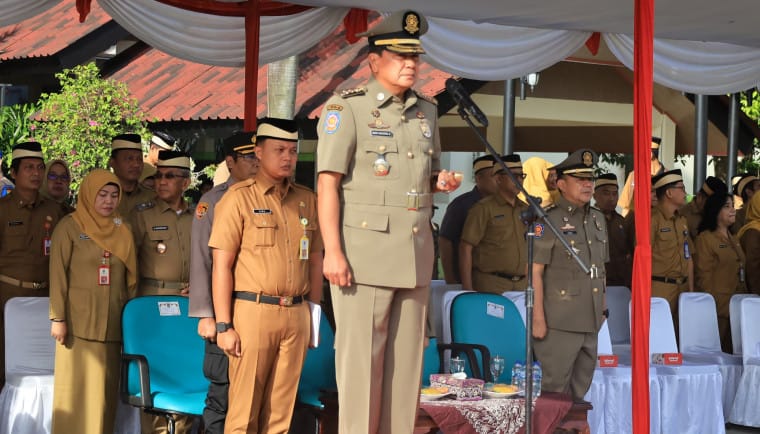 Bupati Tangerang, Moch. Maesyal Rasyid, mengajak jajaran Satpol PP, Satlinmas, dan Pemadam Kebakaran untuk meningkatkan pengabdian.