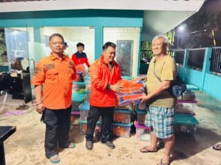 Hujan deras di Tangsel pada 29 Mei 2025 menyebabkan banjir di beberapa lokasi. Pemerintah Kota Tangsel segera mengambil tindakan cepat.