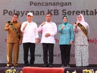 Bupati Tangerang dan Menteri BKKBN luncurkan program Makan Bergizi Gratis untuk ibu hamil dan balita di Kabupaten Tangerang.
