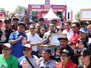 Ikuti Daihatsu Kumpul Sahabat 2025 di Alun-alun Tigaraksa! Nikmati hiburan gratis dan dukung UMKM lokal dalam acara kebersamaan ini.