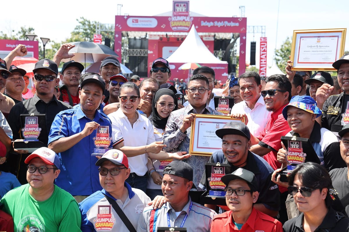 Ikuti Daihatsu Kumpul Sahabat 2025 di Alun-alun Tigaraksa! Nikmati hiburan gratis dan dukung UMKM lokal dalam acara kebersamaan ini.