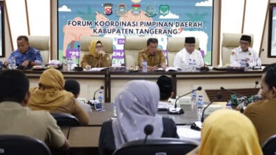Rapat koordinasi Kabupaten Tangerang untuk persiapan Idul Adha, fokus pada bahan pokok dan kesehatan hewan kurban.