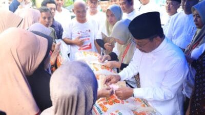 Gampang Sembako di Kota Tangerang mendapat respons positif dari masyarakat, membantu masyarakat berpenghasilan rendah dengan sembako murah.