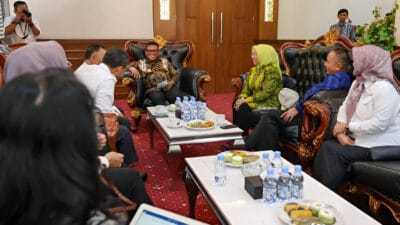 Banten siap menjadi tuan rumah Harganas 2025 dengan dukungan Gubernur Banten. Acara ini akan berlangsung di Kabupaten Serang pada akhir Juni.