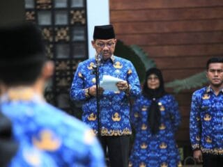 Wali Kota Tangerang, Sachrudin, umumkan KPR tanpa DP untuk ASN dan program 3G tingkatkan kesejahteraan masyarakat.