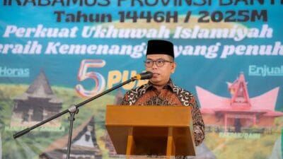Gubernur Banten melantik Pengurus Besar Ikabamus Provinsi Banten 2025-2029 di Pondok Pesantren Manahjussadat, Lebak.