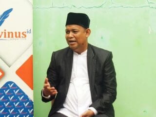 Artikel ini membahas tantangan yang dihadapi Gubernur Banten, dalam mengelola pertumbuhan ekonomi provinsi yang mencapai 5,19 persen.
