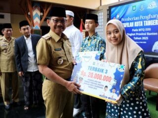 Kafilah Kota Tangerang meraih posisi tiga besar di MTQ XXII Provinsi Banten 2025, mendapatkan apresiasi dari Wali Kota H. Sachrudin.