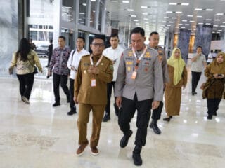 Gubernur Banten, Andra Soni, menegaskan pentingnya penanaman nilai Pancasila di kalangan generasi muda dalam Sarasehan Kebangsaan.