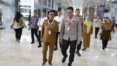 Gubernur Banten, Andra Soni, menegaskan pentingnya penanaman nilai Pancasila di kalangan generasi muda dalam Sarasehan Kebangsaan.