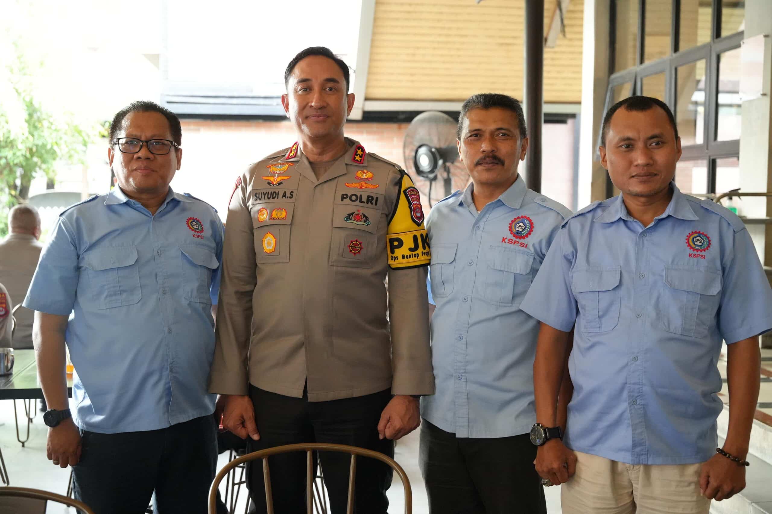 Polda Banten tangkap calo tenaga kerja di Serang, disambut positif oleh serikat pekerja sebagai langkah untuk melindungi hak calon pekerja.