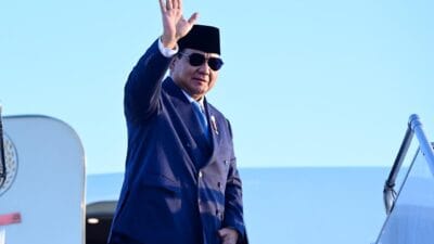 Hasil survei terbaru menunjukkan 81% masyarakat puas dengan pemerintahan Prabowo, meski tantangan ekonomi masih menjadi perhatian.